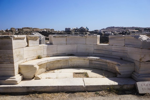mykonos is overrated island of delos